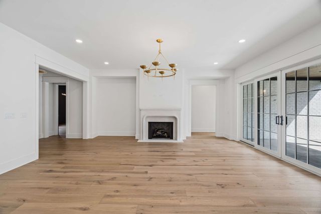 5448A Franklin Pike Cir, Brentwood, TN 37027