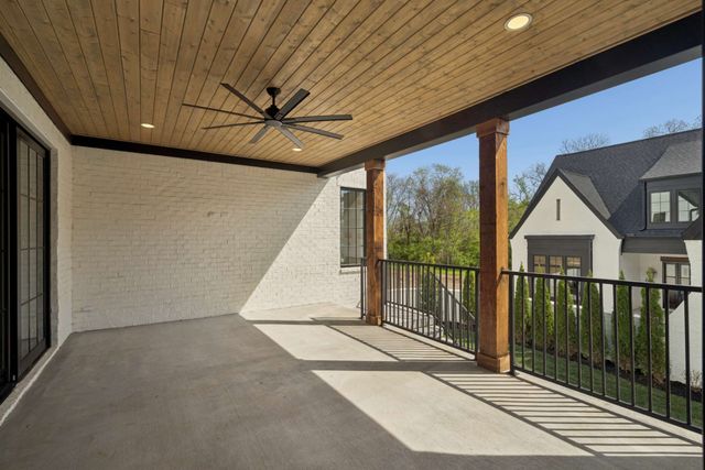 5448A Franklin Pike Cir, Brentwood, TN 37027