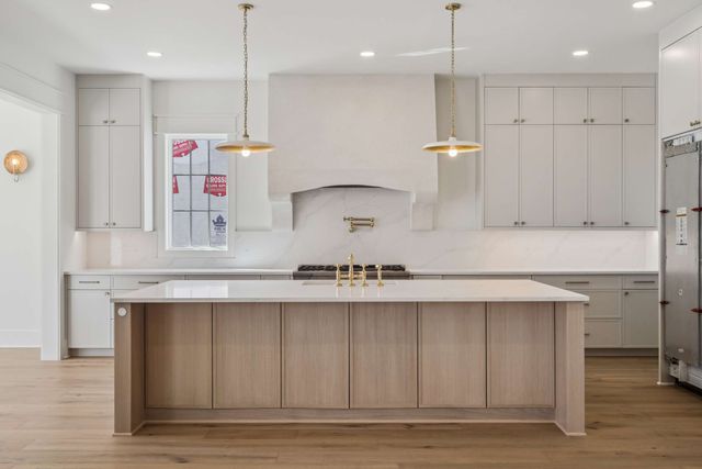 5448A Franklin Pike Cir, Brentwood, TN 37027