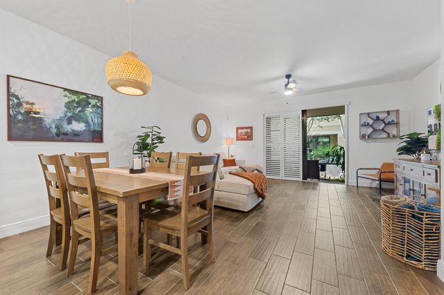 4222 N Dixie Highway 82, Oakland Park, FL 33334