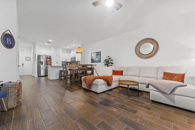 4222 N Dixie Highway 82, Oakland Park, FL 33334