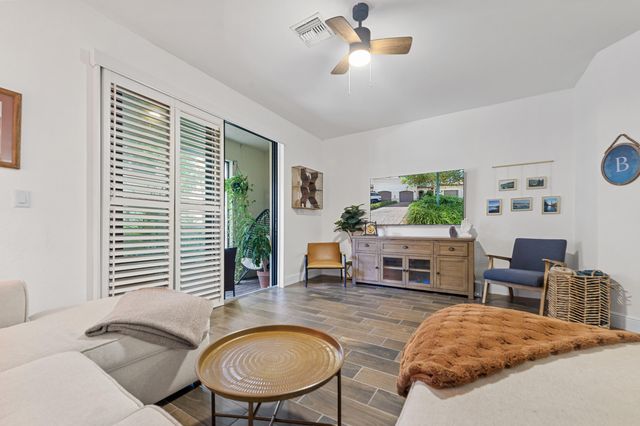 4222 N Dixie Highway 82, Oakland Park, FL 33334