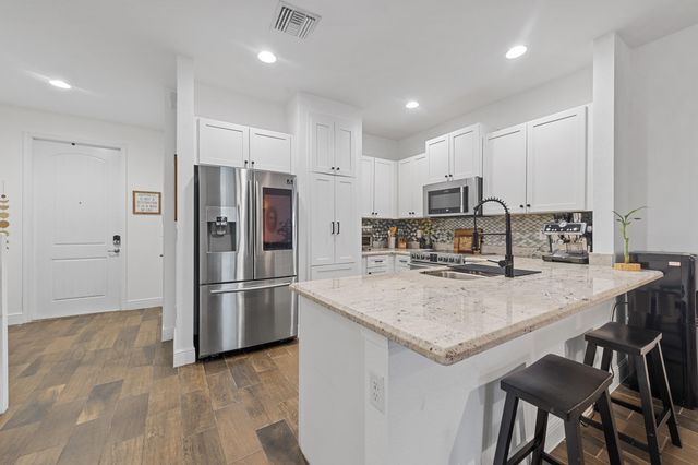 4222 N Dixie Highway 82, Oakland Park, FL 33334