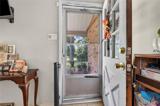 10500 Toelle Lane, St Louis, MO 63137