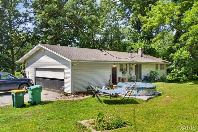 10500 Toelle Lane, St Louis, MO 63137
