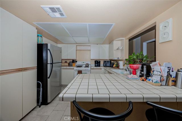 43195 Andrade Avenue L, Hemet, CA 92544