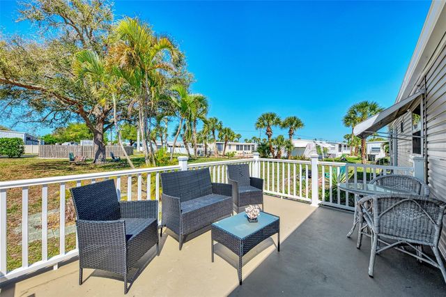 349 LONGWOOD DRIVE, Venice, FL 34285