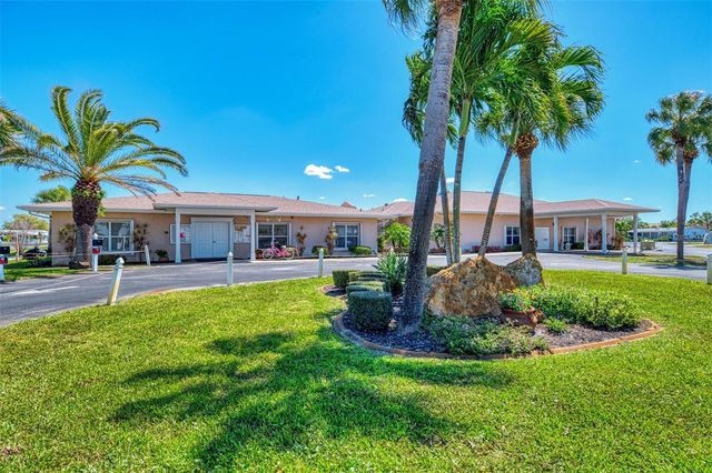 349 LONGWOOD DRIVE, Venice, FL 34285