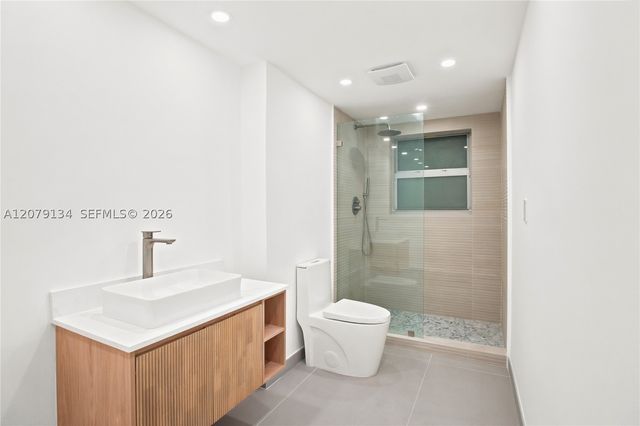 10180 W Bay Harbor Dr 3A, Bay Harbor Islands, FL 33154