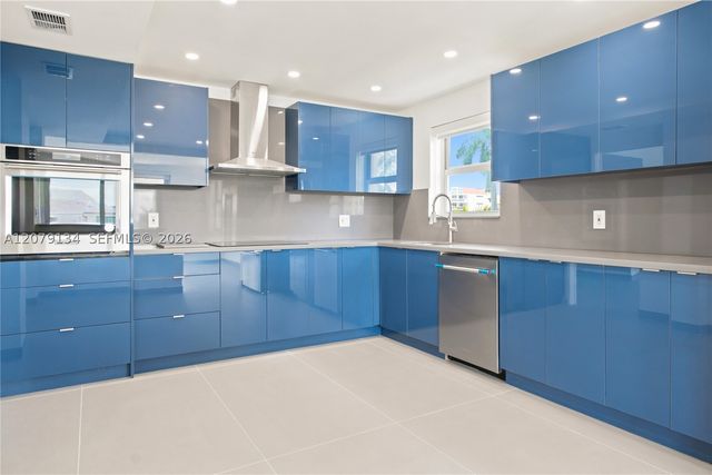 10180 W Bay Harbor Dr 3A, Bay Harbor Islands, FL 33154