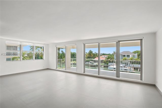 10180 W Bay Harbor Dr 3A, Bay Harbor Islands, FL 33154