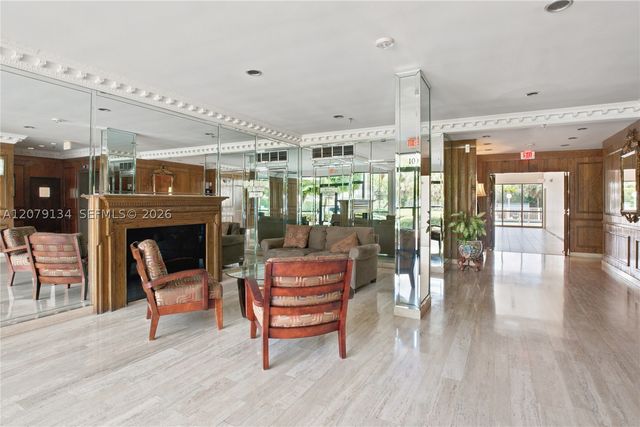 10180 W Bay Harbor Dr 3A, Bay Harbor Islands, FL 33154