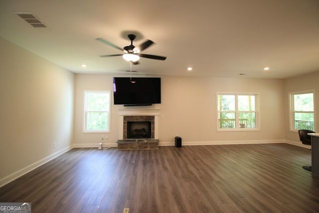 93 Riverwalk Manor Drive, Dallas, GA 30132