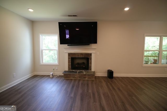 93 Riverwalk Manor Drive, Dallas, GA 30132