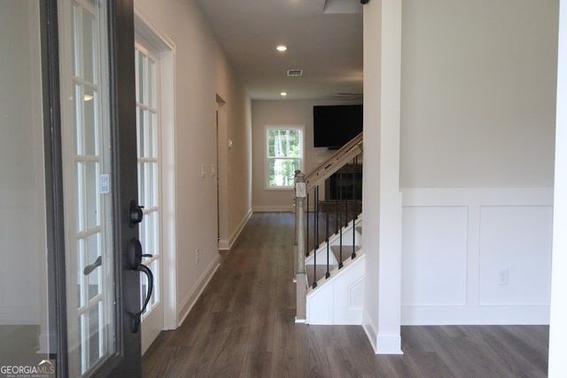 93 Riverwalk Manor Drive, Dallas, GA 30132