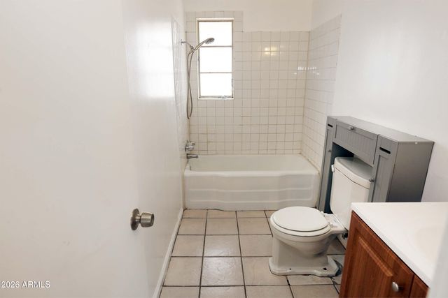6045 W MARLETTE Avenue, Glendale, AZ 85301
