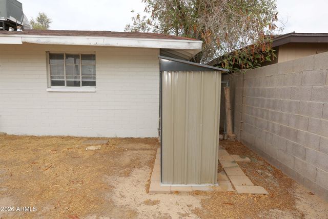 6045 W MARLETTE Avenue, Glendale, AZ 85301