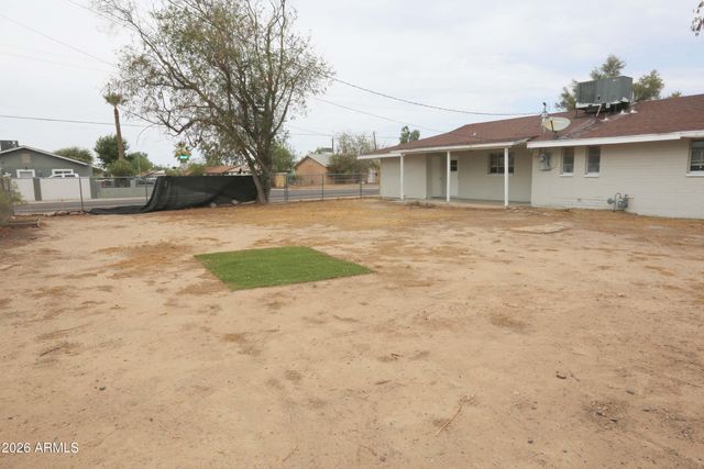 6045 W MARLETTE Avenue, Glendale, AZ 85301