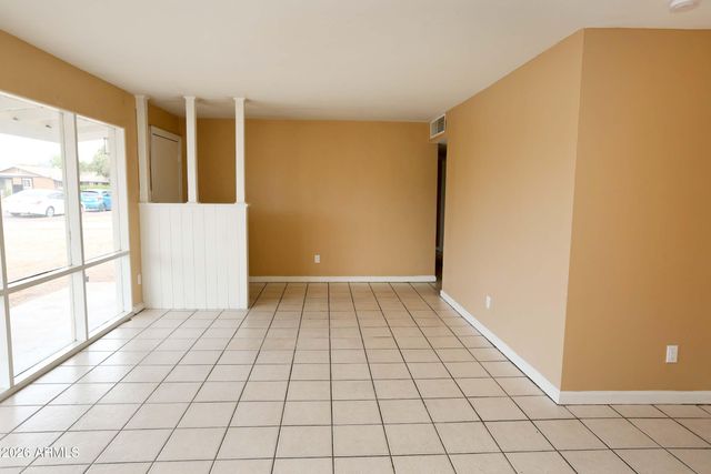 6045 W MARLETTE Avenue, Glendale, AZ 85301