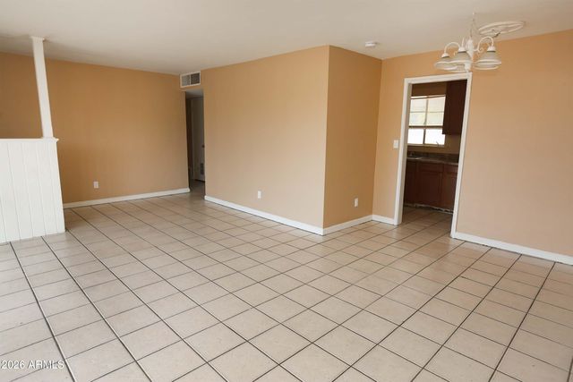 6045 W MARLETTE Avenue, Glendale, AZ 85301