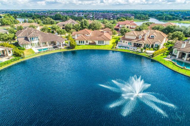 103 Walton Water Way Lane, Fulshear, TX 77441