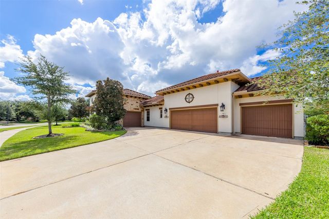 103 Walton Water Way Lane, Fulshear, TX 77441