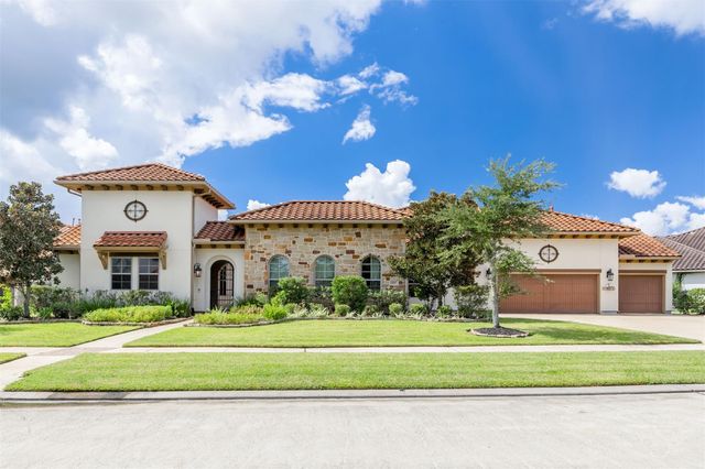 103 Walton Water Way Lane, Fulshear, TX 77441