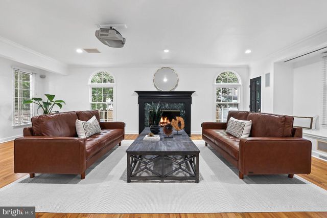 4817 CHEVY CHASE BLVD, Chevy Chase, MD 20815