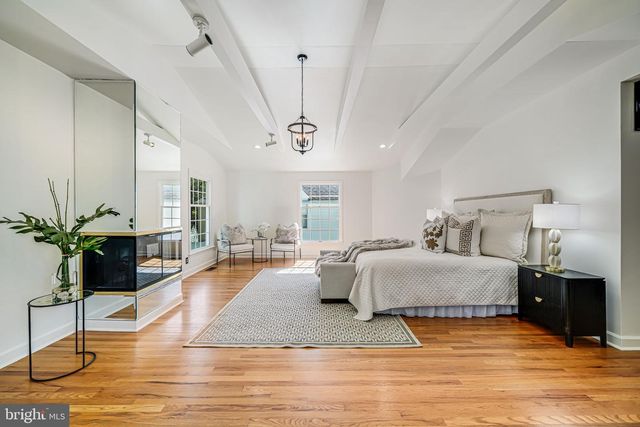 4817 CHEVY CHASE BLVD, Chevy Chase, MD 20815