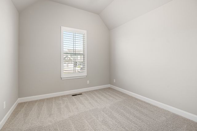 6449 Desmond Ave, Murfreesboro, TN 37128