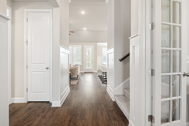 6449 Desmond Ave, Murfreesboro, TN 37128