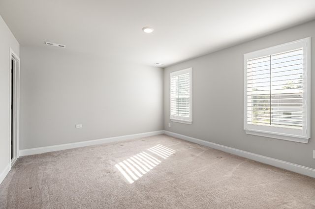 6449 Desmond Ave, Murfreesboro, TN 37128