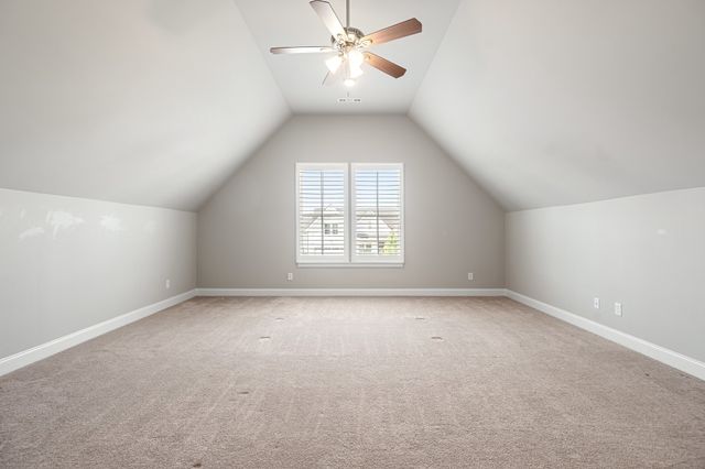 6449 Desmond Ave, Murfreesboro, TN 37128