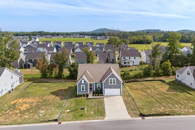 6449 Desmond Ave, Murfreesboro, TN 37128