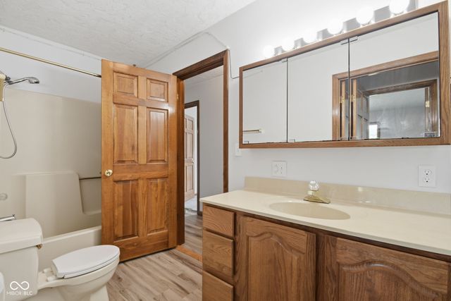170 W 600 N, Alexandria, IN 46001
