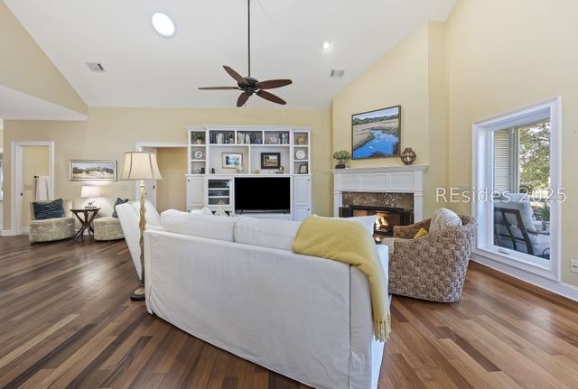 45 Callawassie Club Dr, Okatie, SC 29909