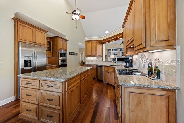 45 Callawassie Club Dr, Okatie, SC 29909