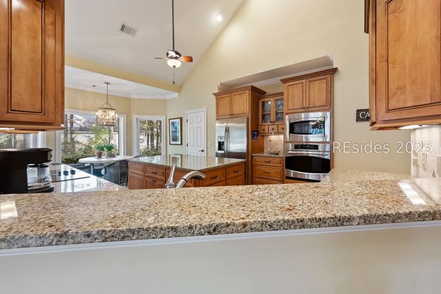 45 Callawassie Club Dr, Okatie, SC 29909