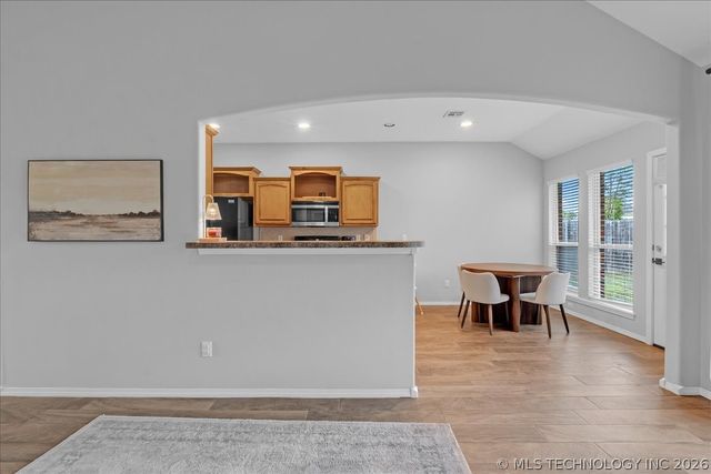26530 Foxen Drive, Claremore, OK 74019
