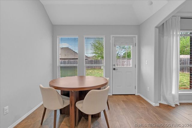 26530 Foxen Drive, Claremore, OK 74019