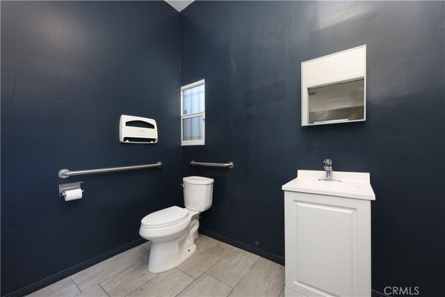 3613 Tweedy Boulevard, South Gate, CA 90280