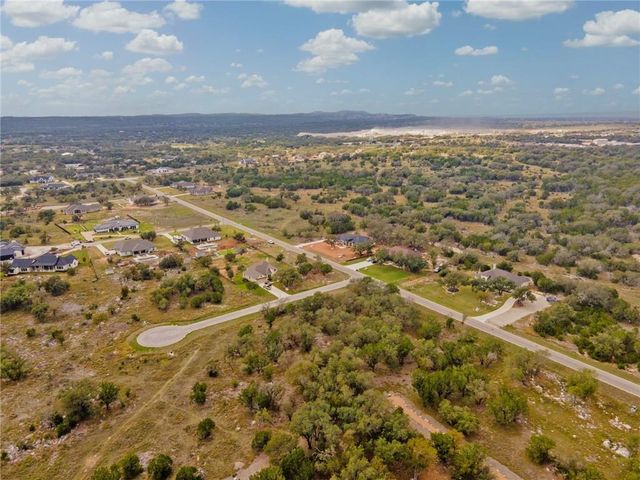 104 Rocky Summit CT, Spicewood, TX 78669
