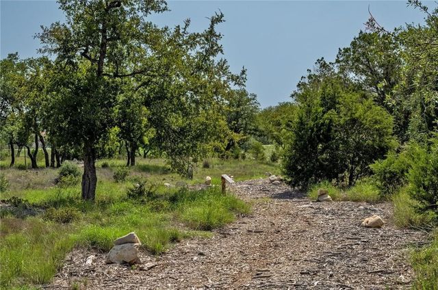 104 Rocky Summit CT, Spicewood, TX 78669