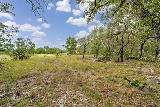 104 Rocky Summit CT, Spicewood, TX 78669