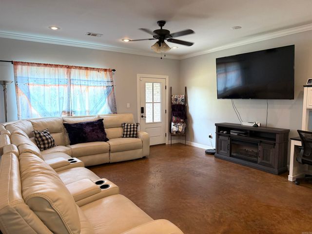 804 laurel Court, Searcy, AR 72143