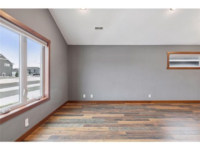 1988 Michael Lane, River Falls, WI 54022