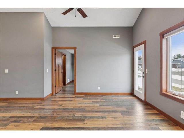 1988 Michael Lane, River Falls, WI 54022