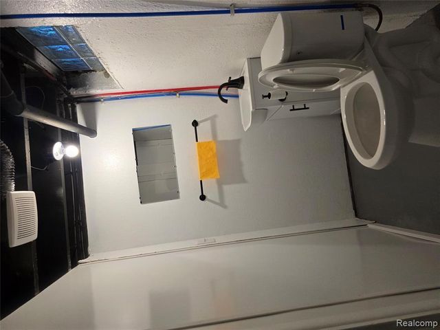 14601 Mettetal Street, Detroit, MI 48227