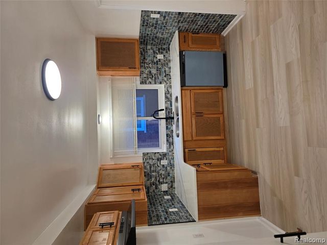 14601 Mettetal Street, Detroit, MI 48227