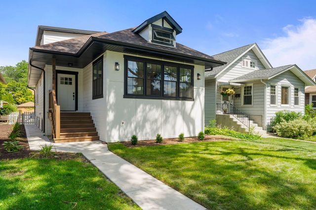 5026 W Windsor Avenue, Chicago, IL 60630